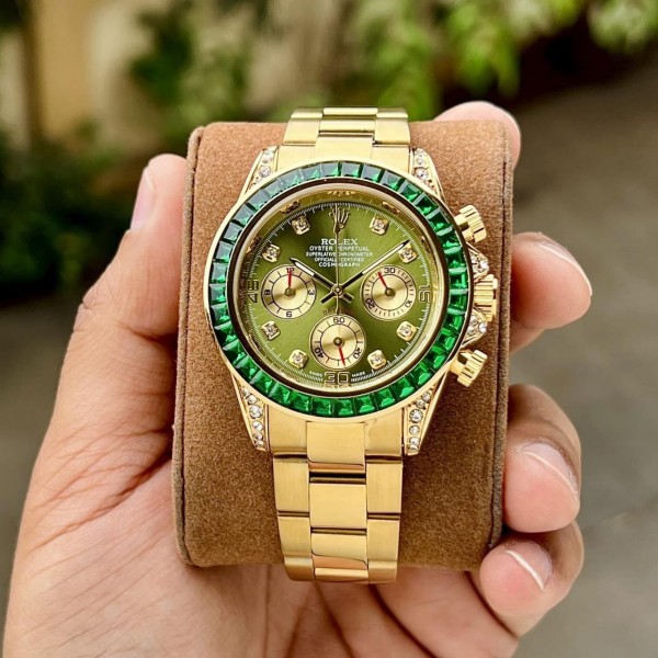 682708e4ecc152.jpg